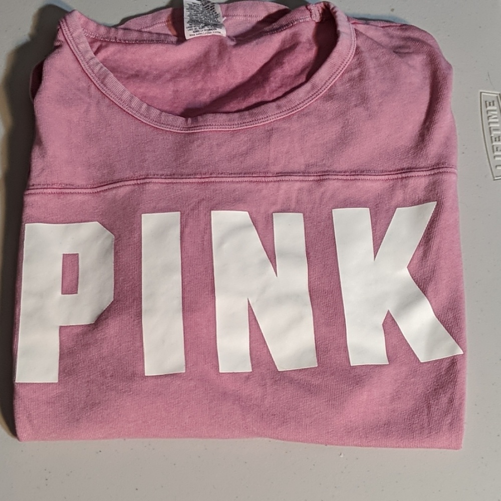 VS Pink top